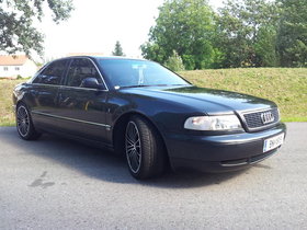 Audi A8 2.5 TDI 6 Gang Schaltgetriebe ....Top Zustand