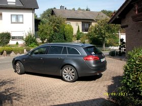 Insignia Sprotstourer 2.0 Automatik
