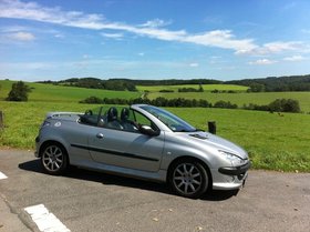 Peugeot 206 cc - sportlicher Flitzer!!!