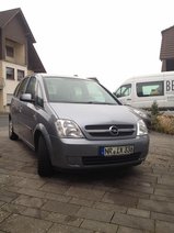 Meriva 90 PS Klima/Radio/CD, 148.000 km; EZ 2005, TÜV NEU
