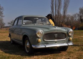 Peugeot 403 / 7 Oldtimer limitiert