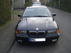 BMW 316i Compact (Typ E36), schwarz, gepflegt, 8-fach bereift