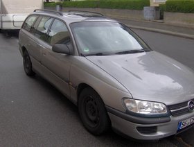 Opel Omega     Viel zu tun
