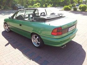 Verkaufe meinen giftgrünen Opel Astra Cabrio 1.6i Bertone Edition