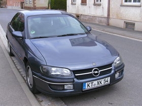 Opel Omega B  CD