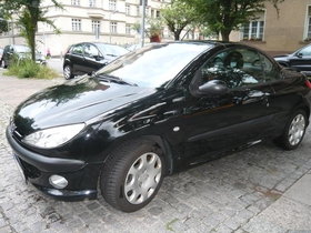 "das kleine Schwarze"- stadttaugliches Cabrio mit Stahldach für ihre Landpartie