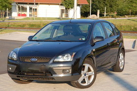 Gepflegter Ford Focus Sport 1,8 Limousine