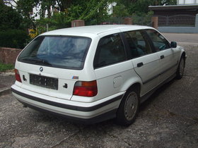 BMW 318TDS zu verkaufen, leichte Mängel aber durch kenner, easy zu beheben  !!!!