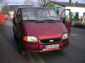 Ford Tourneo Bus Van  9 Plätze