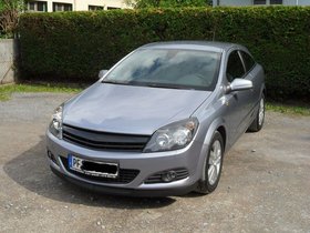 Opel Astra GTC 1.9 CDTI DPF Cosmo