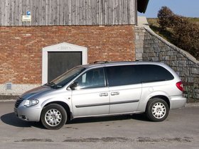 Chrysler Grand Voyager, silbergrau metallic, 2,8 Diesel, mit Stow´n Go System