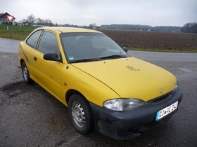 Hyundai Accent 1,3 zu verkaufen