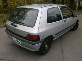 Renault Clio 1.4 RT Automatik Klima tolles Einsteigerauto oder Zweitwagen