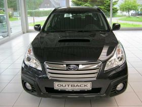 SUBARU Outback 2.0D Lineartronic *** Xenon, Schiebedach ***