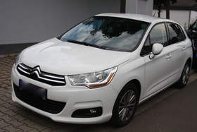 Citroën C4 e-HDi 110 EGS6 Stop/Start System Exclusive