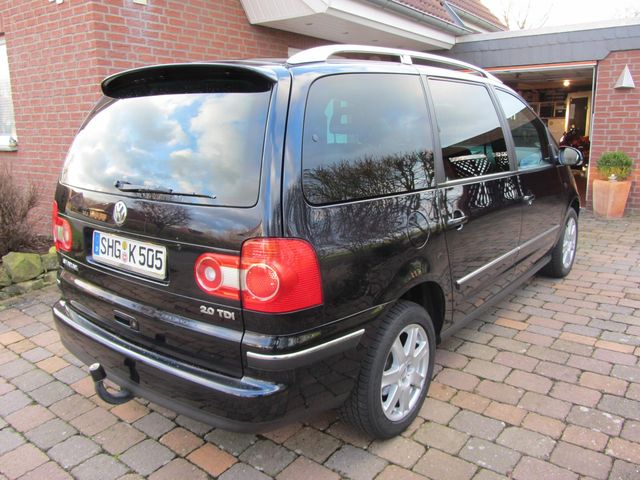 VW Sharan Sportline Special 2.0 TDI dpf, AHK, Navi € 9.950 ...