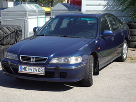 Honda Accord 2,0i ES