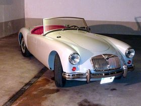 MG MGA