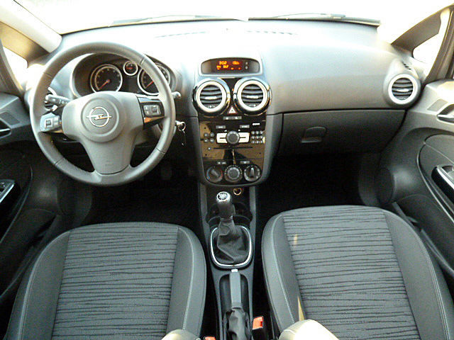 OPEL Corsa D 1.2 EcoFlex 5-T Klima Teilleder MFL uvm