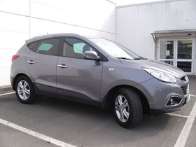 Hyundai ix35 2WD, Ganzjahresreifen, Sitzheizung vorn und hinten, Klimaautomatik