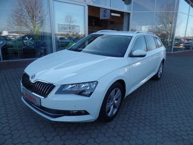 Skoda Superb Combi ACT Ambition mit AHK.
