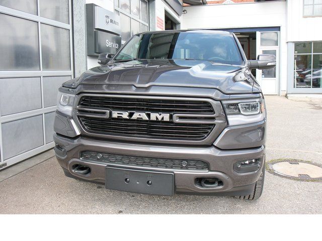 Dodge Suv Gelandewagen Pickup Vorfuhrwagen Auto24 De