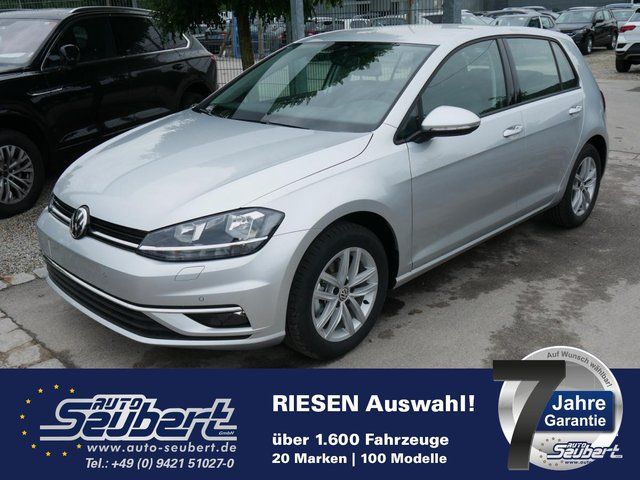 VW Golf VII 1.5 TSI ACT COMFORTLINE * ACC * APP-CONNECT-NAVI * WINTERPAKET * PDC * SHZG