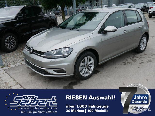 VW Golf VII 1.5 TSI ACT COMFORTLINE * ACC * APP-CONNECT-NAVI * WINTERPAKET * PDC * SHZG