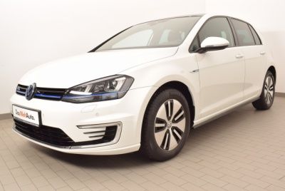 VW Golf GTE 1,4TSI Plug in Hybrid DSG Navi Xenon