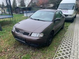 AUDI A3 1.6 Attraction