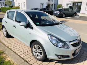 Opel Corsa - gut gepflegt - Farbe greenspirit (grün silber metallic)