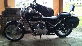 Suzuki Intruder VL125