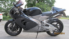 Aprilia RSV 1000 ME