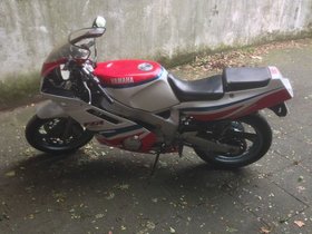 Yamaha FZR 600 Genesis