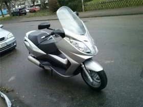 Peugeot Satelis 4V