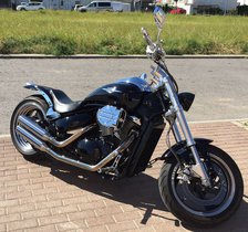 Suzuki Intruder