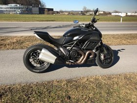 Ducati Diavel 1200 Black