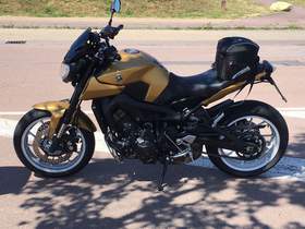 Yamaha MT09 Sonderlackierung HU neu EZ12/2016