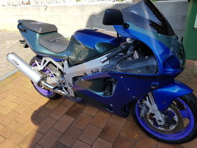 Kawasaki Ninja ZX 7R