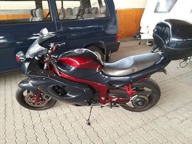 TRIUMPH T695