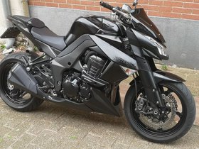 Kawasaki Z1000 Black Edition