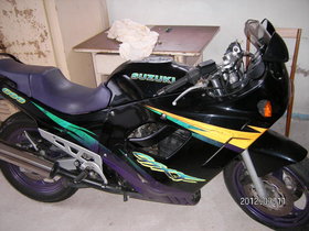 Suzuki GSXF600
