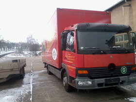 Mercedes-Benz Atego 818