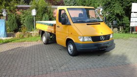 Mercedes-Benz 208 D top auto