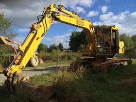 Liebherr R 900