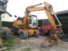 Liebherr A312