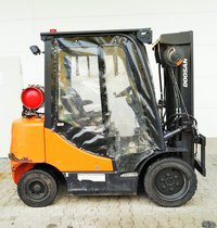 Doosan G30 E-5 "Treibgas" aus 2012 mit 3.016 Betr./h - auch Miete