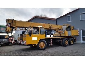LIEBHERR LT1025 25t-Autokran 6x6 Allrad 33m 2 x Seilwinde