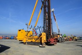 IHC Fundex F12S / Bohrgerät - Diesel Hammer