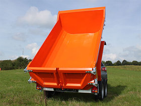 Der Profikipper 3500cargo, Muldenkipper mit 2650 kg Nutzlast.